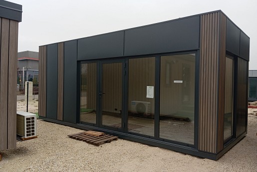 Irodák / Üzlethelyiségek